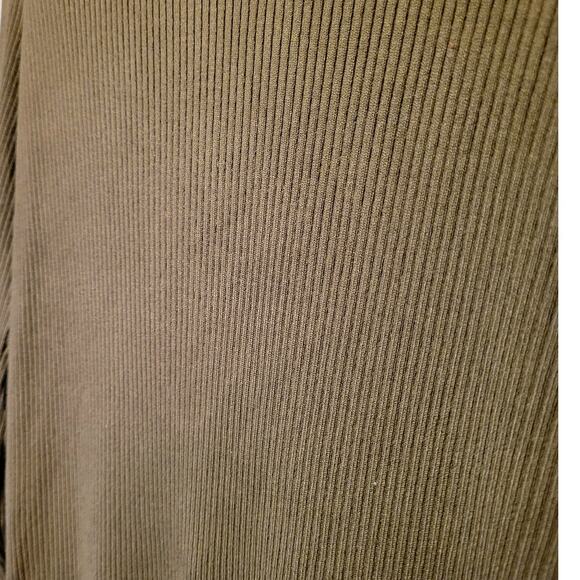 Zara, L | Ribbed Long Sleeve Stretchy Top Turtle Neck - Picture 3 of 5